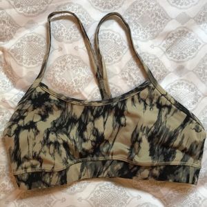 Lululemon patterned sports bra